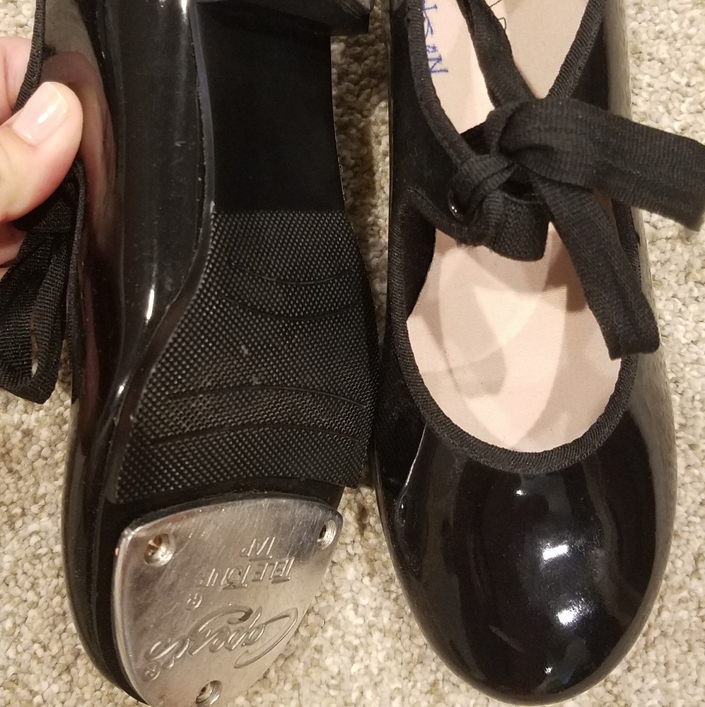 Capezio girls tap shoes